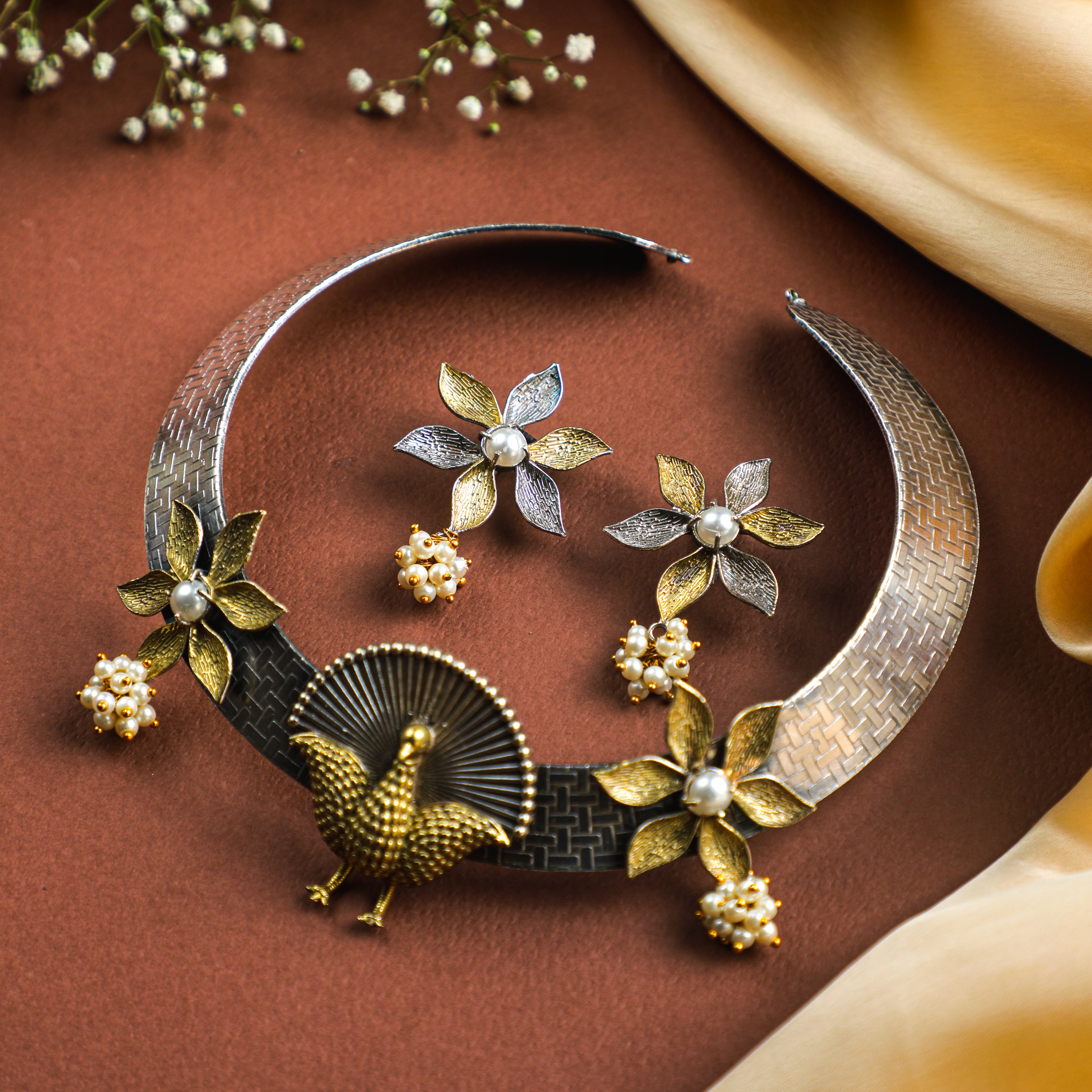 Peacock Blossom Dual Tone Hasli Set